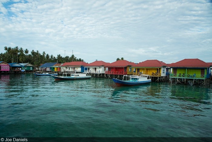 Mengenal Kekayaan Alam Pulau Derawan dengan Keluarga