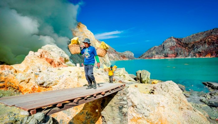 Mengenal Kekayaan Alam Kawah Ijen Banyuwangi dengan Keluarga