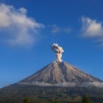 Mengungkap Pesona Puncak Gunung Semeru dengan Panorama Indah