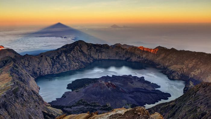 Rinjani lombok trekking itinerary kilimanjaro jonnymelon