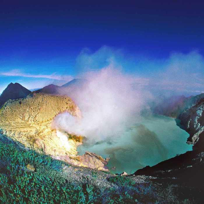 Rekomendasi Wisata Alam di Kawah Ijen Banyuwangi yang Cocok untuk Camping