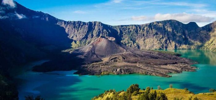 Menjelajahi Keindahan Gunung Rinjani untuk Liburan Akhir Pekan