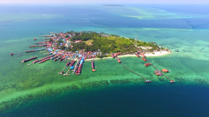 Tempat Terbaik untuk Mendaki di Pulau Derawan untuk Liburan Akhir Pekan